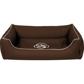 Outdoor Explorer Mary Brun